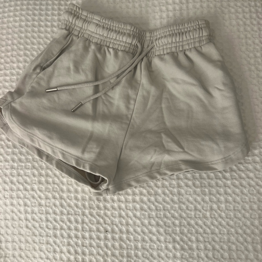 H&M sweatshorts